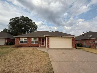 Sold home at 620 Eastview Circle
