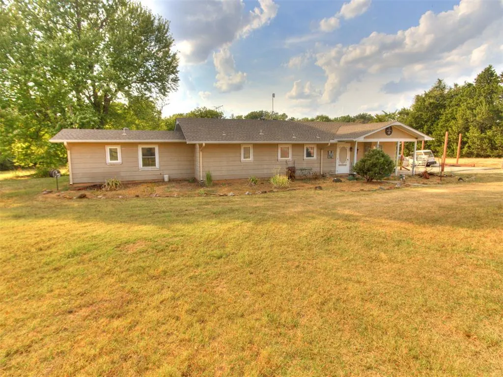 Photo 3 — 11711 S Czech Hall Road, Mustang, OK 73064