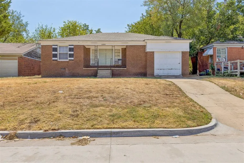 Front exterior — 1404 NE 39th Street, Oklahoma City, OK 73111