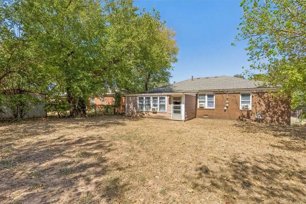 Photo 29 — 1404 NE 39th Street, Oklahoma City, OK 73111