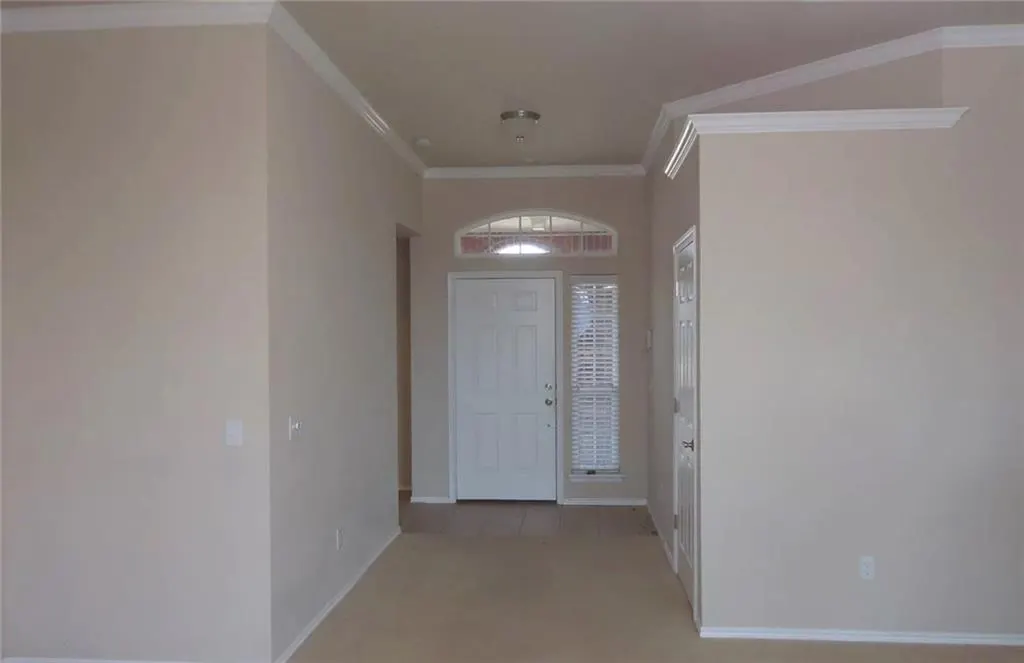 Photo 2 — 16032 Okalee Lane, Edmond, OK 73013