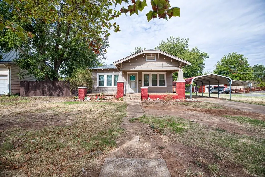 Photo 2 — 716 S 7th Street, Kingfisher, OK 73750