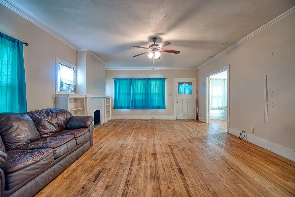 Photo 6 — 716 S 7th Street, Kingfisher, OK 73750