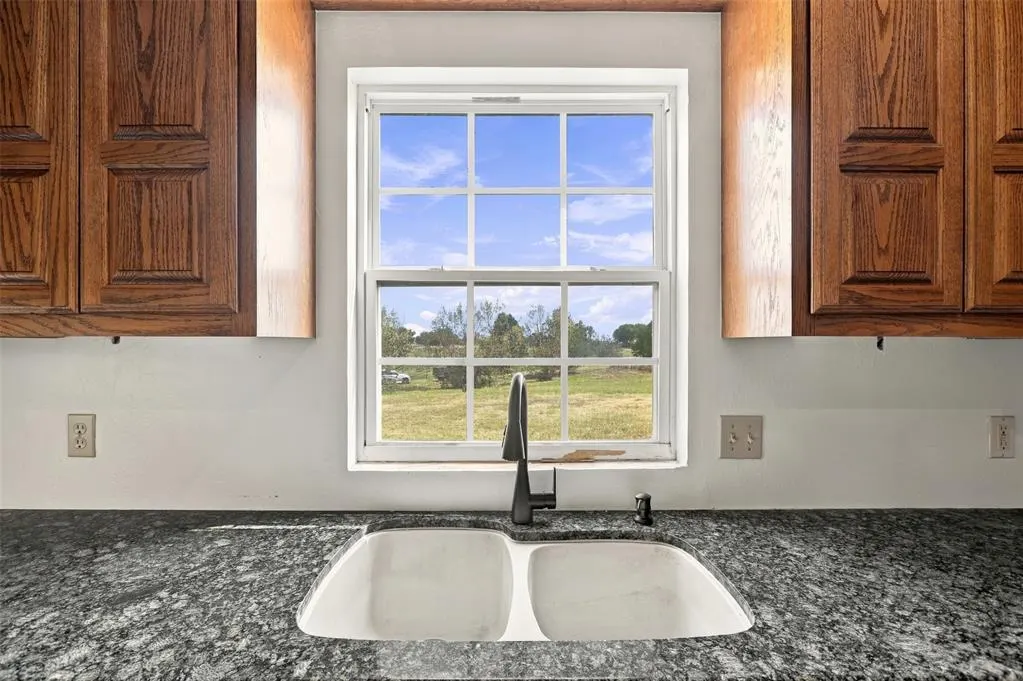 Photo 16 — 388 E County Road 1470, Cement, OK 73017