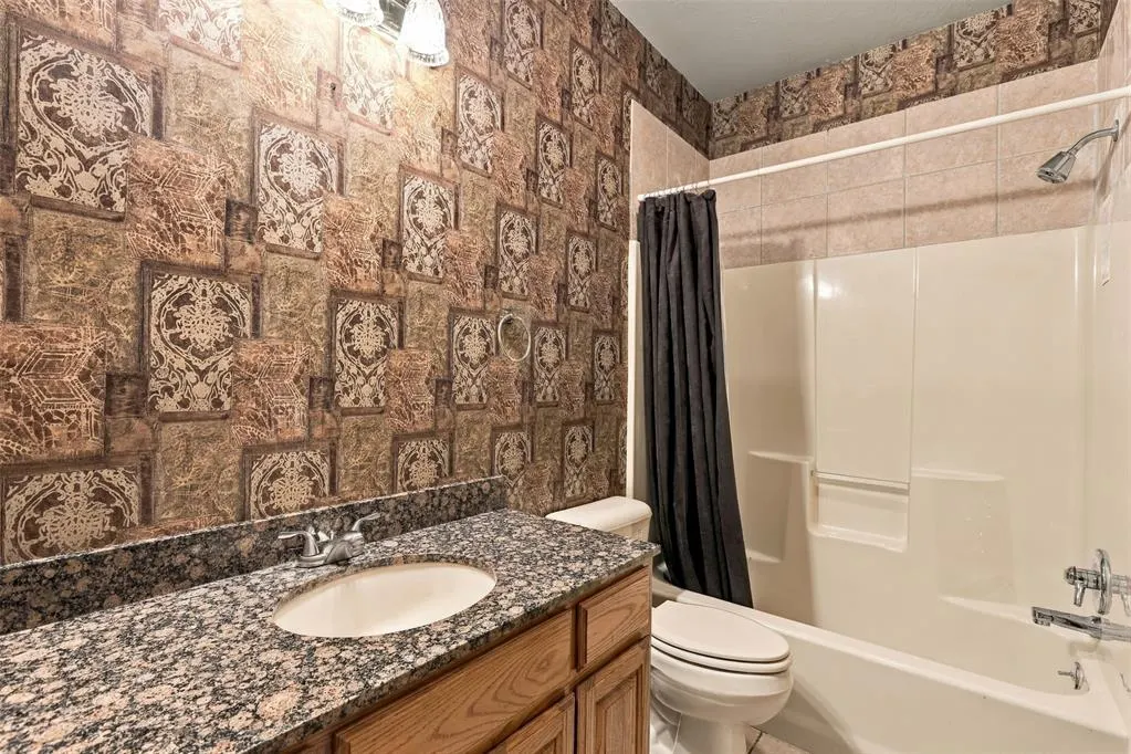 Photo 23 — 388 E County Road 1470, Cement, OK 73017