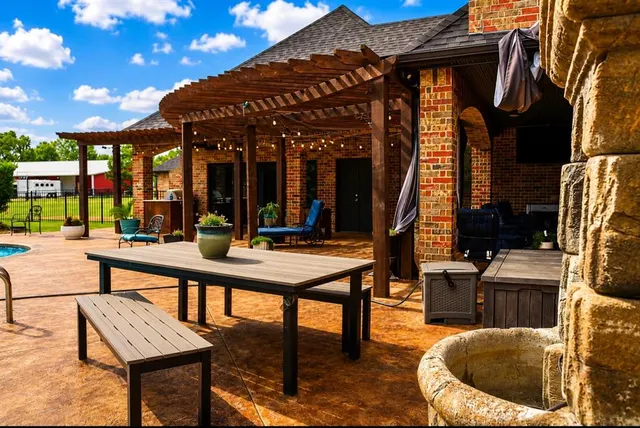 Photo 3 — 8825 Legacy Crossing Road, Oklahoma City, OK 73169