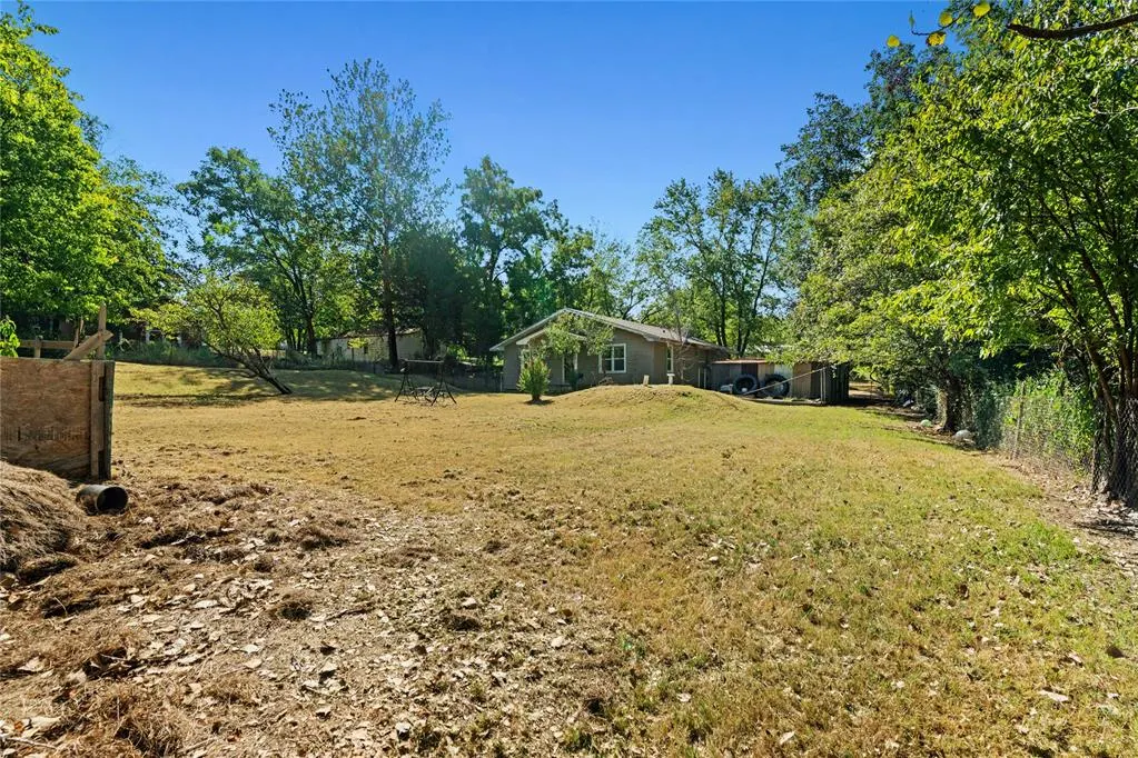 Photo 22 — 902 W 4th Street, Ada, OK 74820