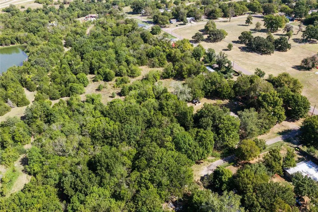 Photo 26 — 902 W 4th Street, Ada, OK 74820