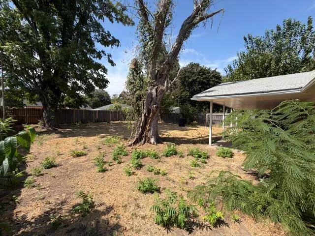 Photo 2 — 621 Timber Lane, Oklahoma City, OK 73127