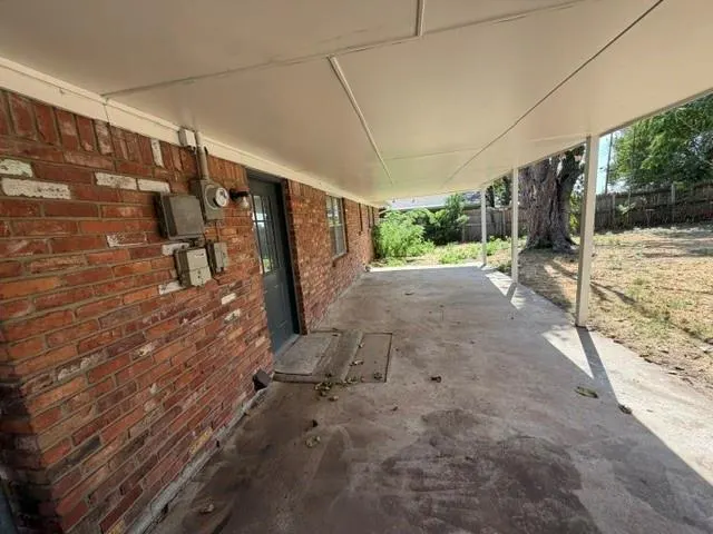 Photo 3 — 621 Timber Lane, Oklahoma City, OK 73127