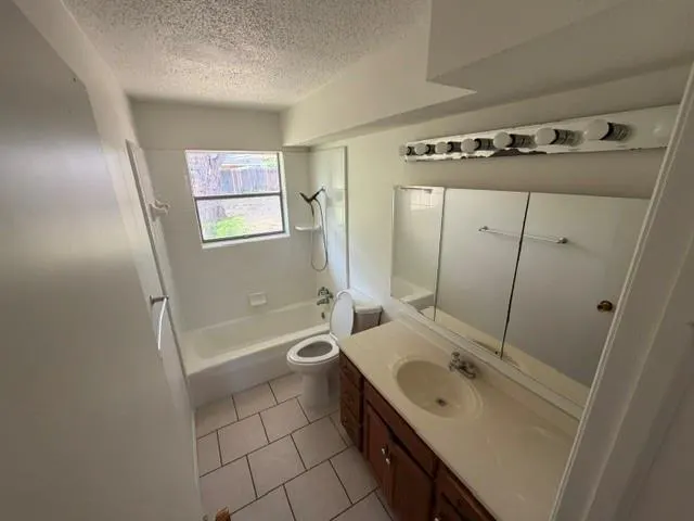 Photo 19 — 621 Timber Lane, Oklahoma City, OK 73127