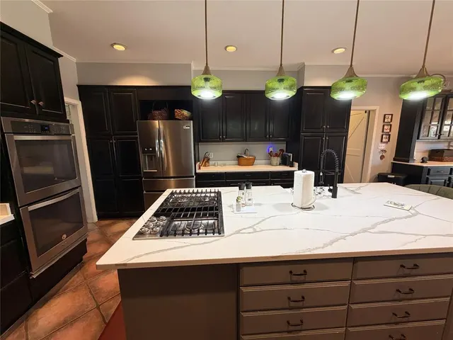 Photo 5 — 4205 N Upper Lake Drive, Norman, OK 73072