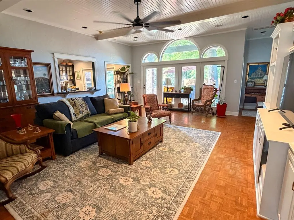 Photo 6 — 4205 N Upper Lake Drive, Norman, OK 73072