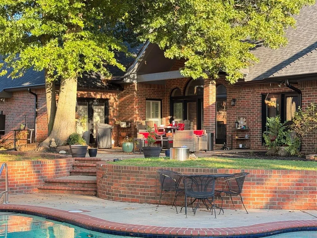 Photo 16 — 4205 N Upper Lake Drive, Norman, OK 73072