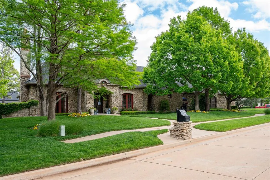Front exterior — 1225 Blue Wister Cove, Edmond, OK 73013