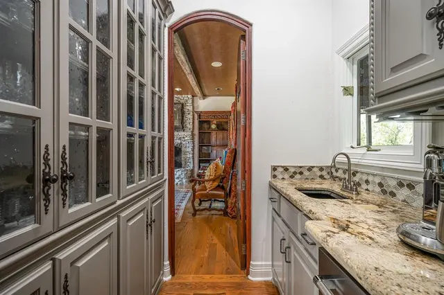 Photo 6 — 1225 Blue Wister Cove, Edmond, OK 73013