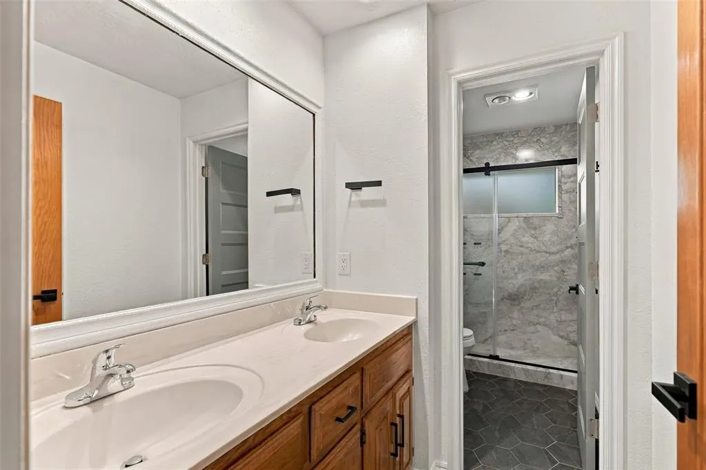 Photo 19 — 1 N Crosstimber Trail, Edmond, OK 73034