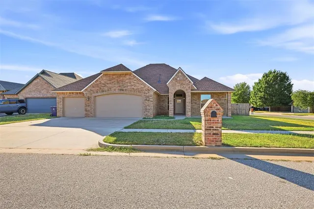 Photo 3 — 5321 Shearwater Court, Oklahoma City, OK 73179