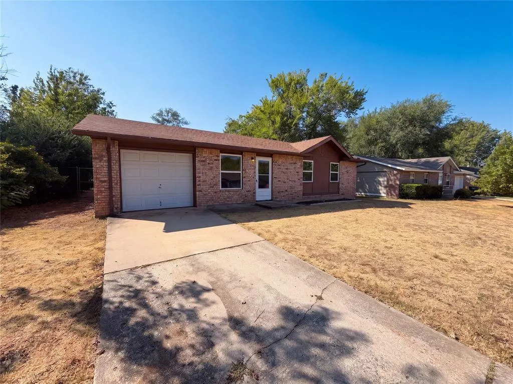Front exterior — 510 Holsey Drive, Noble, OK 73068