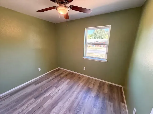 Photo 8 — 510 Holsey Drive, Noble, OK 73068