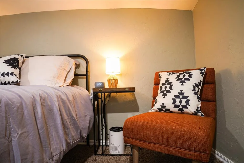 Photo 9 — 924 N Ash Street, Guthrie, OK 73044