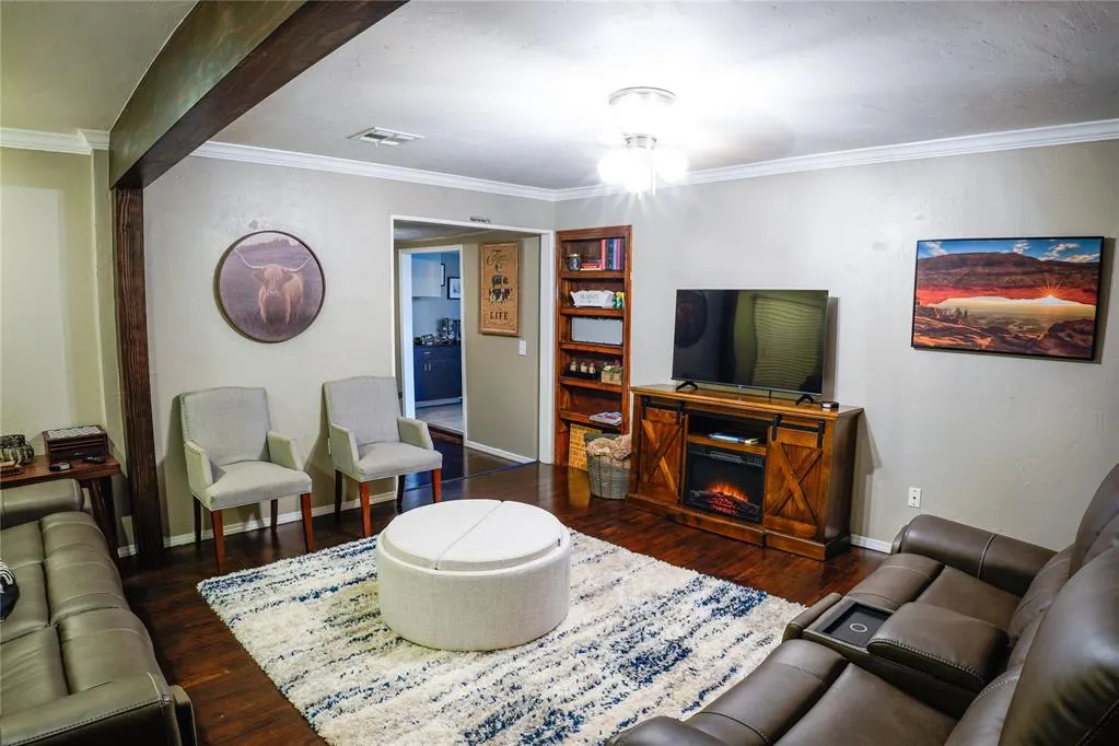 Photo 21 — 924 N Ash Street, Guthrie, OK 73044
