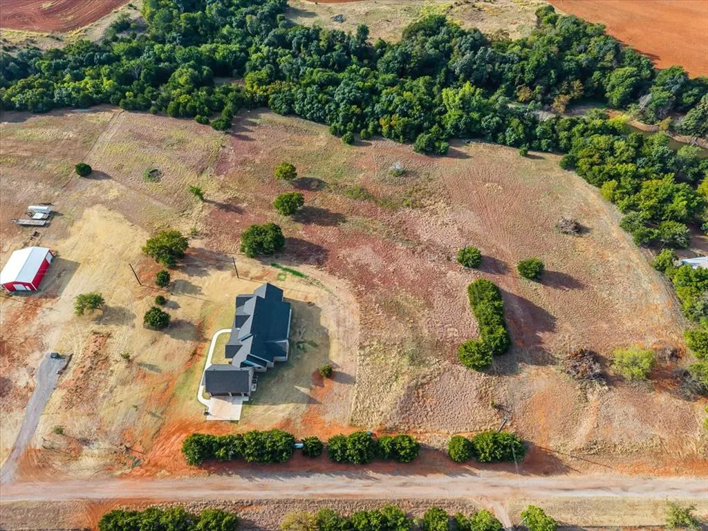 Photo 42 — 26551 Cypress Rd NW, Geary, OK 73040