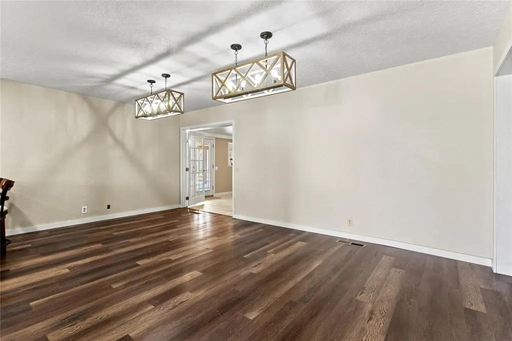 Photo 10 — 1225 N Indiana Street, Weatherford, OK 73096
