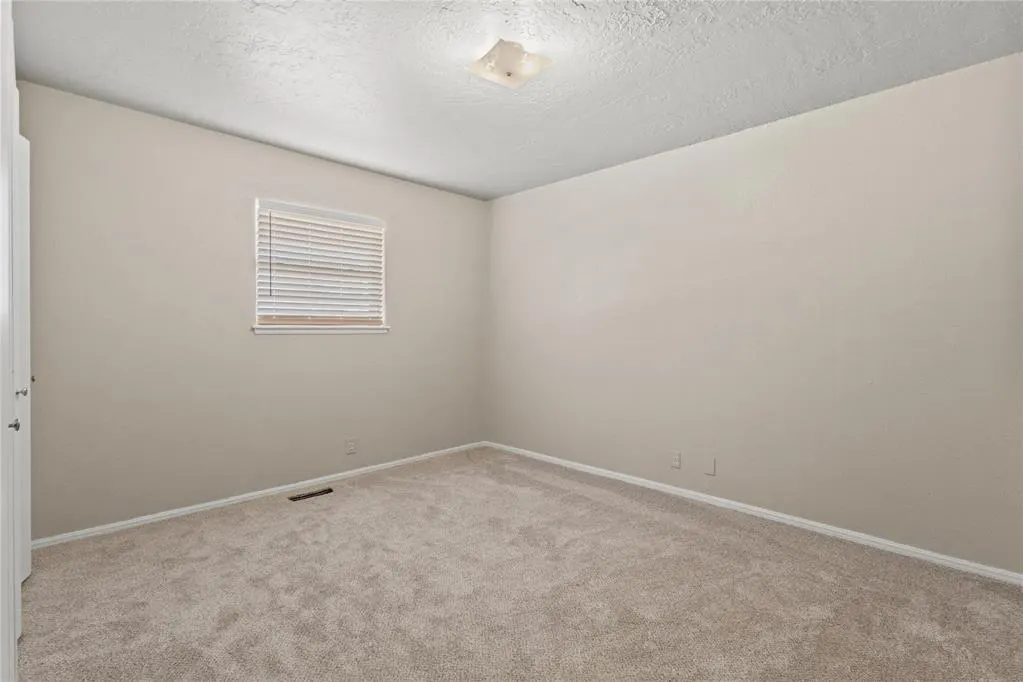 Photo 19 — 1225 N Indiana Street, Weatherford, OK 73096