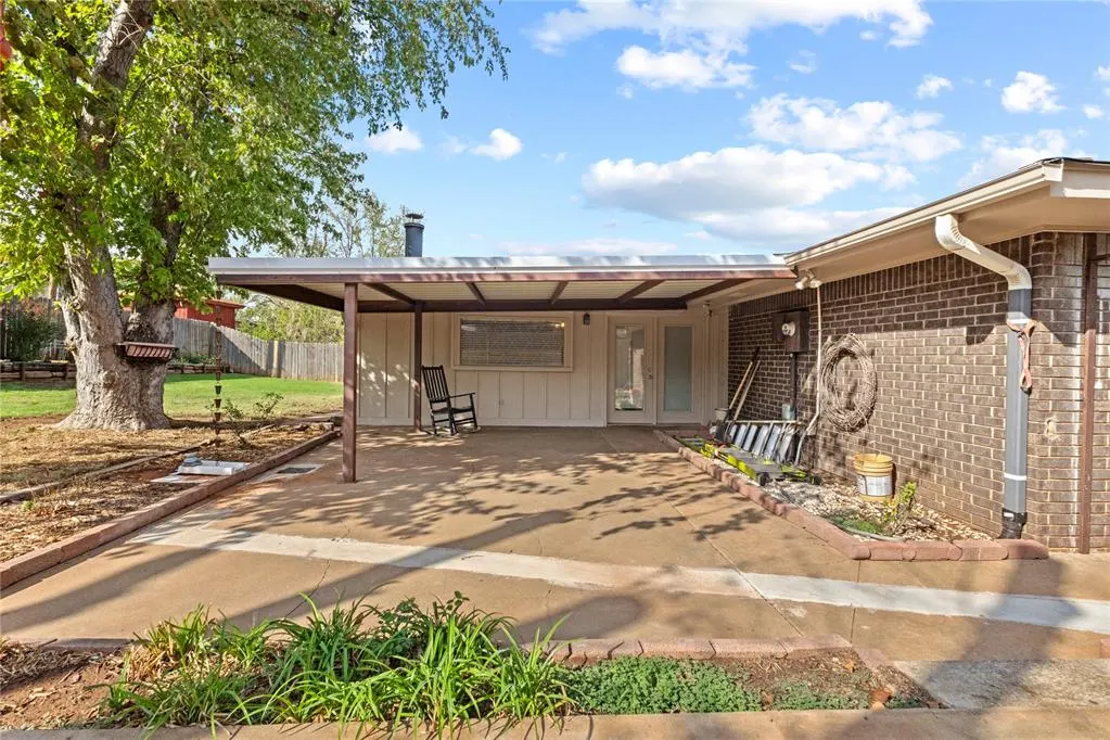 Photo 32 — 1225 N Indiana Street, Weatherford, OK 73096