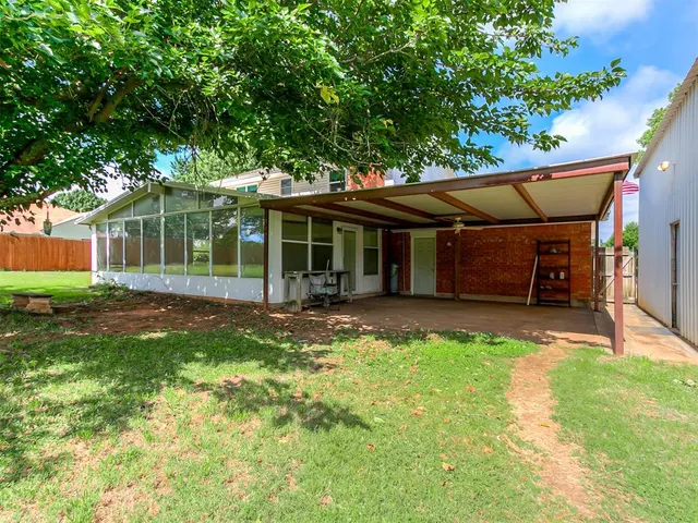 Photo 8 — 1170 Mockingbird Circle, Choctaw, OK 73020