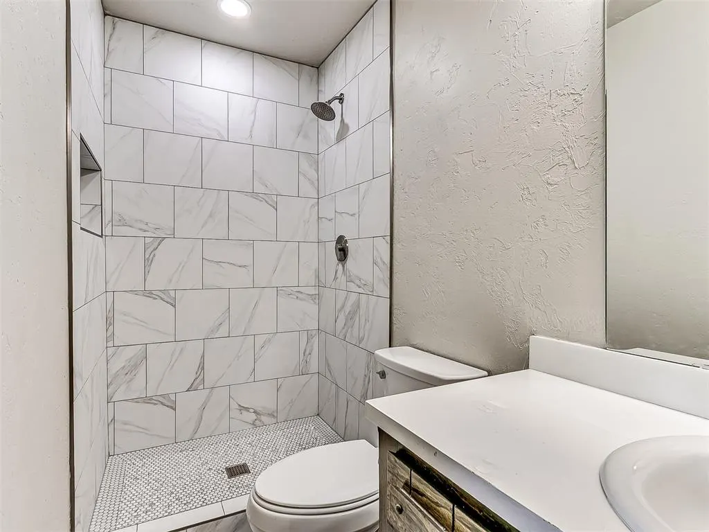 Photo 10 — 1170 Mockingbird Circle, Choctaw, OK 73020