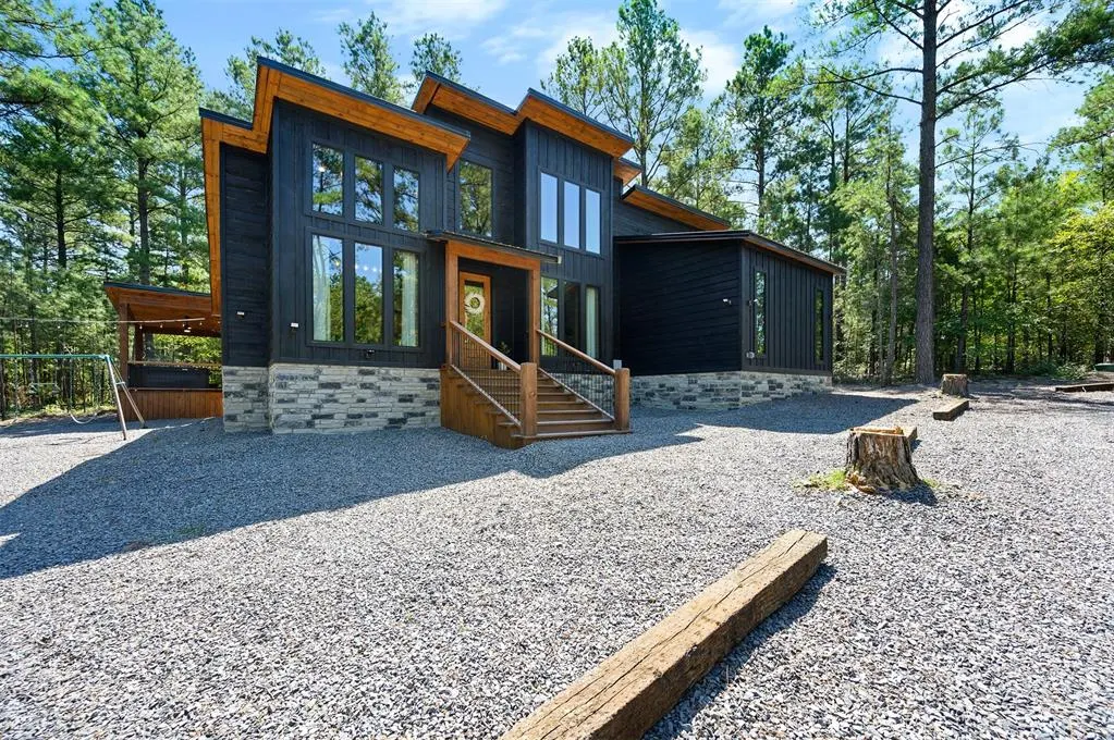 Front exterior — 24 Boulder Court, Broken Bow, OK 74728