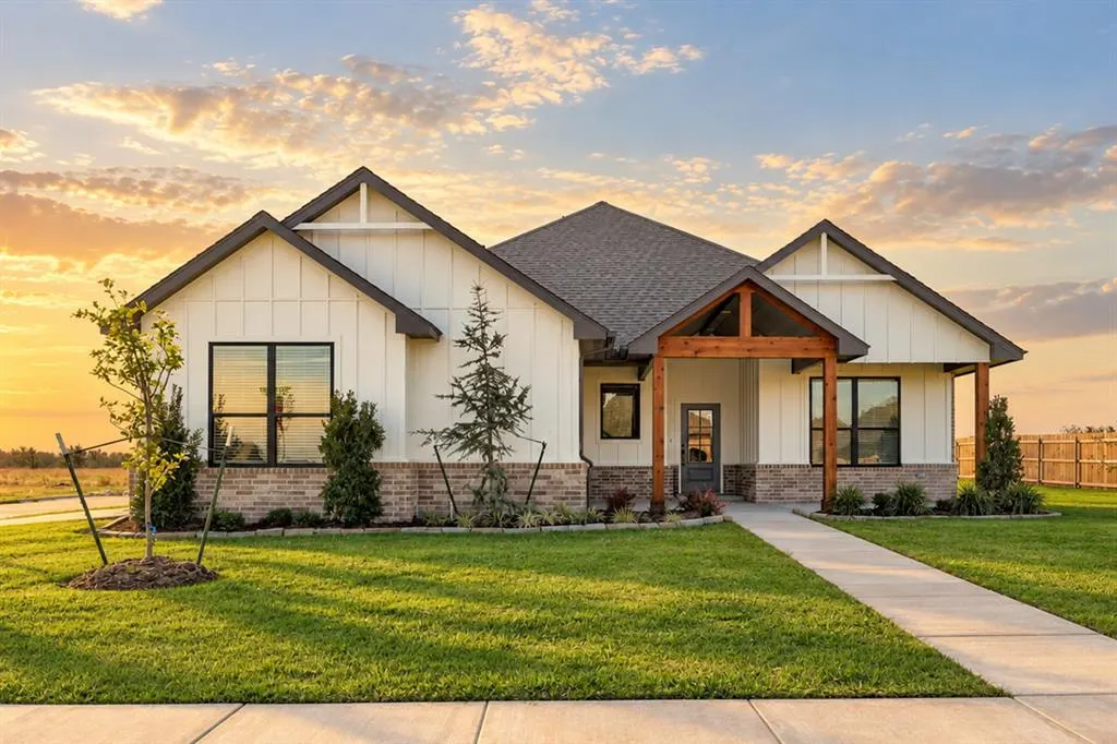 Front exterior — 6700 NW 143rd Circle, Oklahoma City, OK 73142