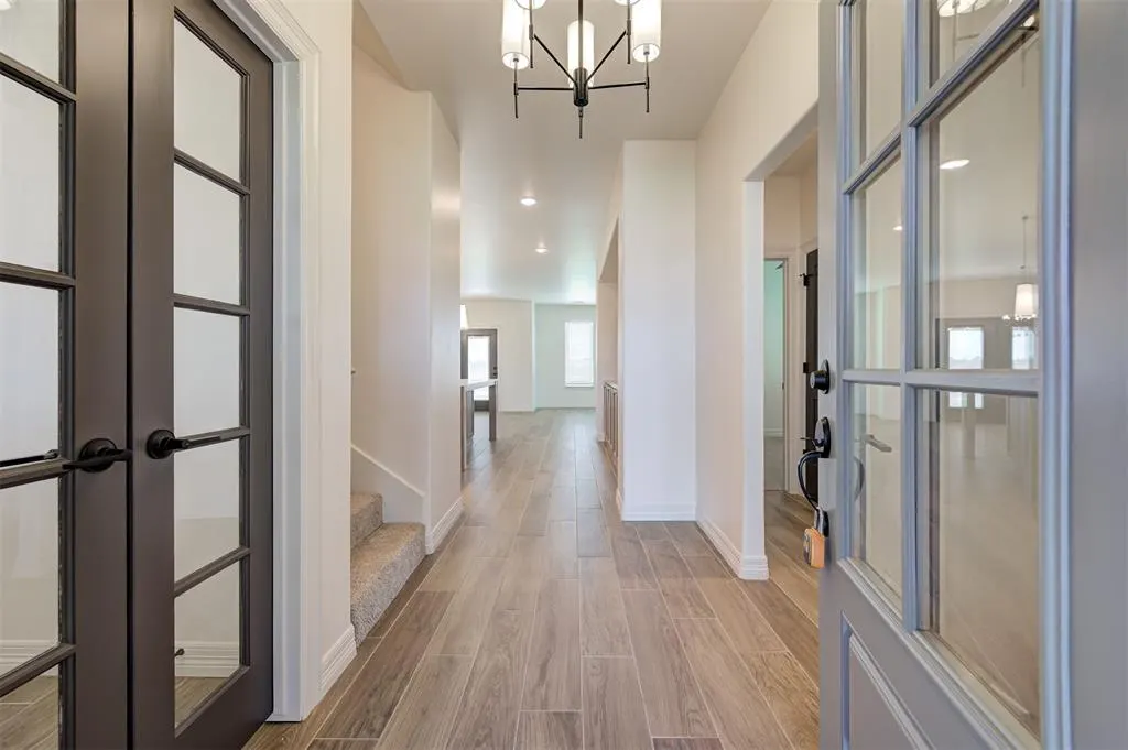 Photo 5 — 6700 NW 143rd Circle, Oklahoma City, OK 73142