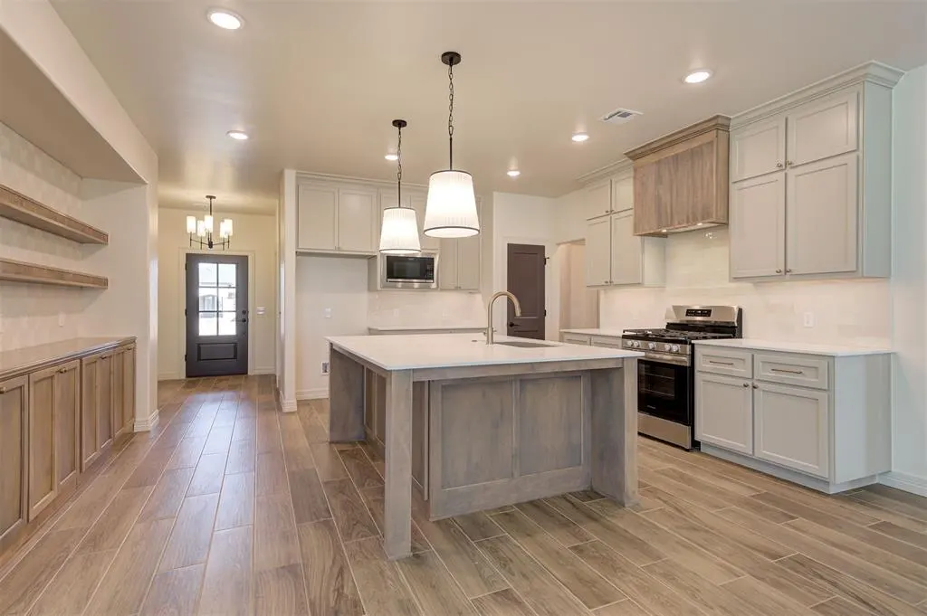 Photo 8 — 6700 NW 143rd Circle, Oklahoma City, OK 73142