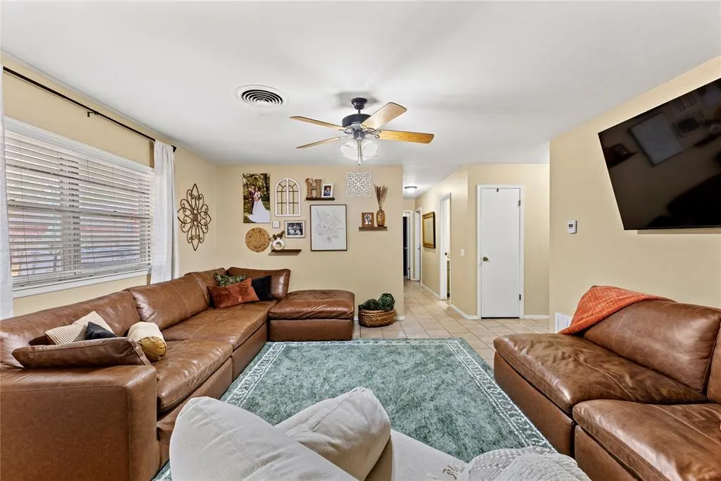 Photo 4 — 2001 E Serenade Street, Weatherford, OK 73096