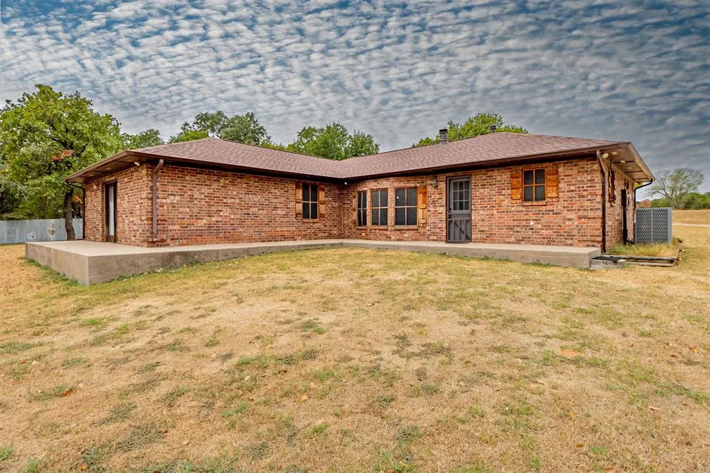 Front exterior — 7396 Pine Cove, Blanchard, OK 73010