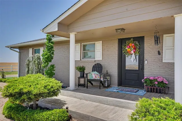 Photo 4 — 15785 N 1700 Road, Hollis, OK 73550
