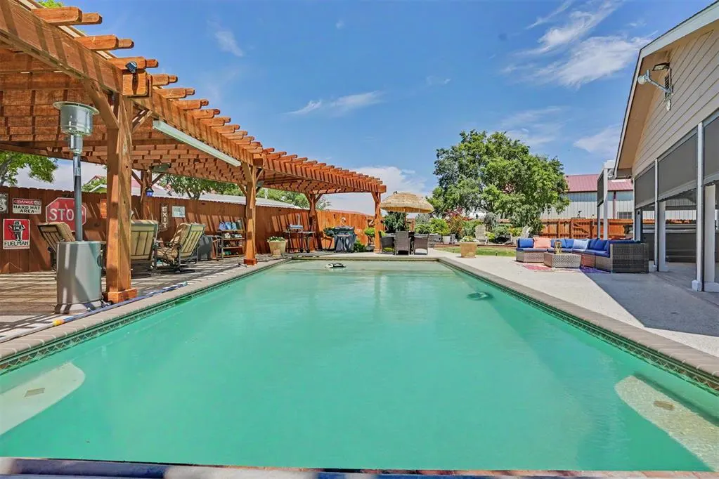 Photo 33 — 15785 N 1700 Road, Hollis, OK 73550
