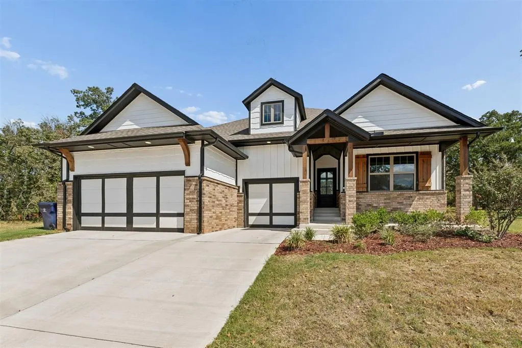 Photo 3 — 14108 Willow Lane, Edmond, OK 73049