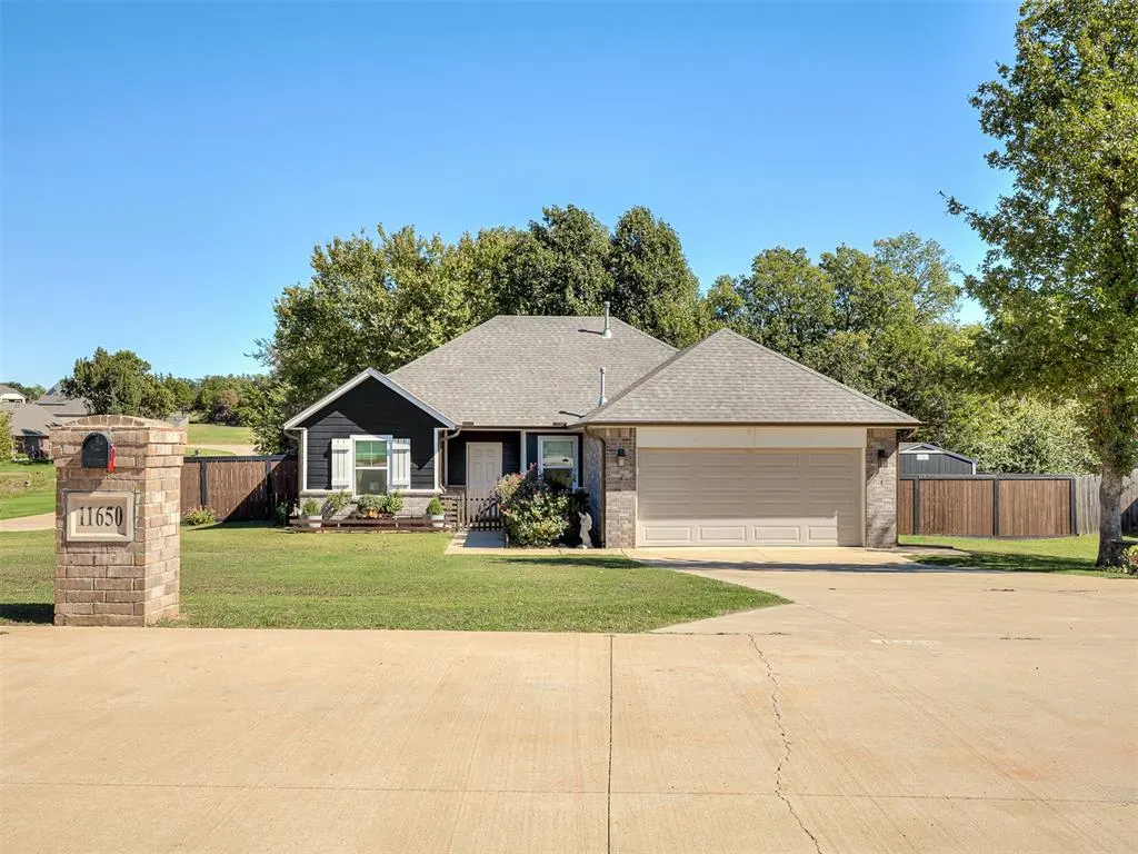 Photo 2 — 11650 Cedar Street, Guthrie, OK 73044