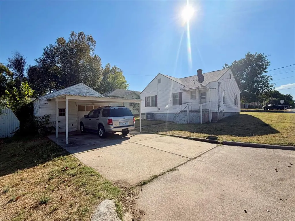 Photo 4 — 1701 S 16th Street, Chickasha, OK 73018