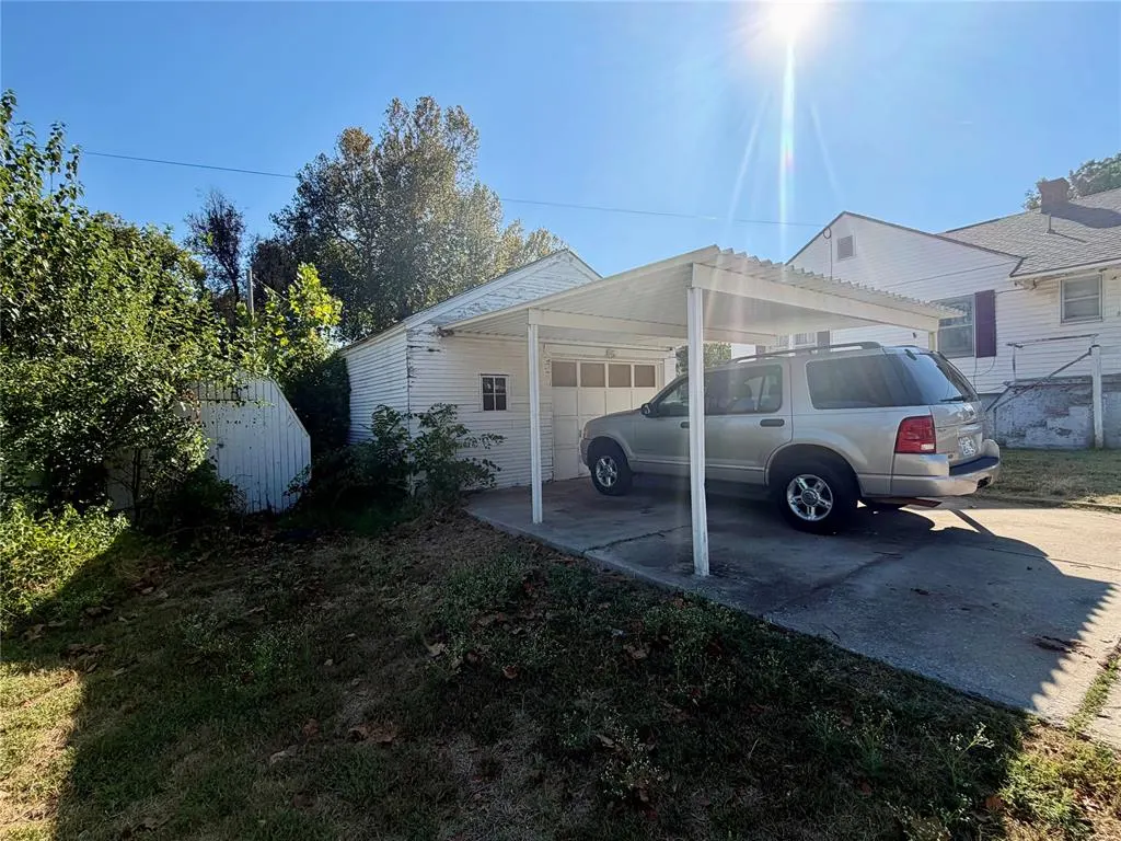 Photo 6 — 1701 S 16th Street, Chickasha, OK 73018