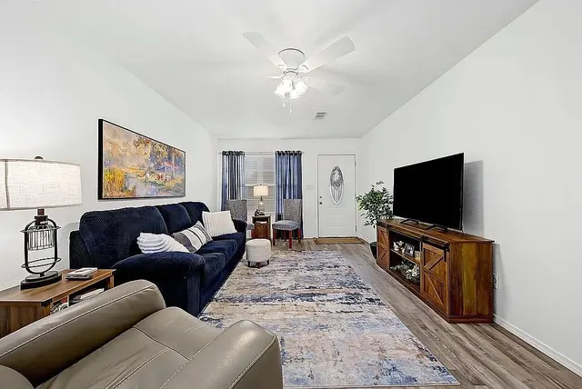 Photo 5 — 920 W Williams Avenue, Sallisaw, OK 74955
