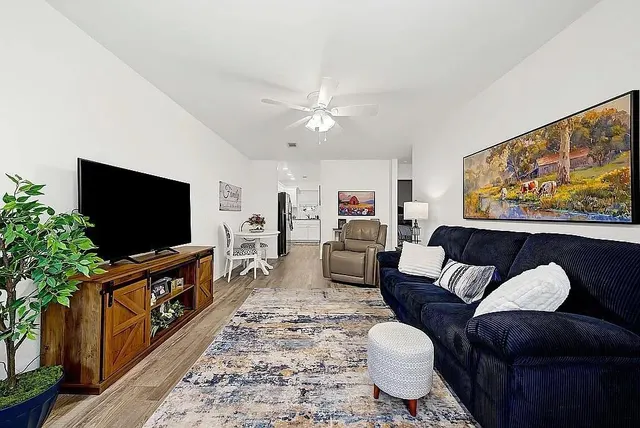 Photo 6 — 920 W Williams Avenue, Sallisaw, OK 74955