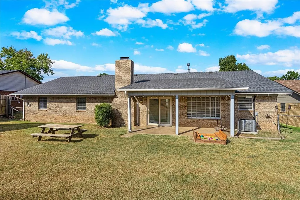 Photo 30 — 143 Orchard Drive, Chickasha, OK 73018