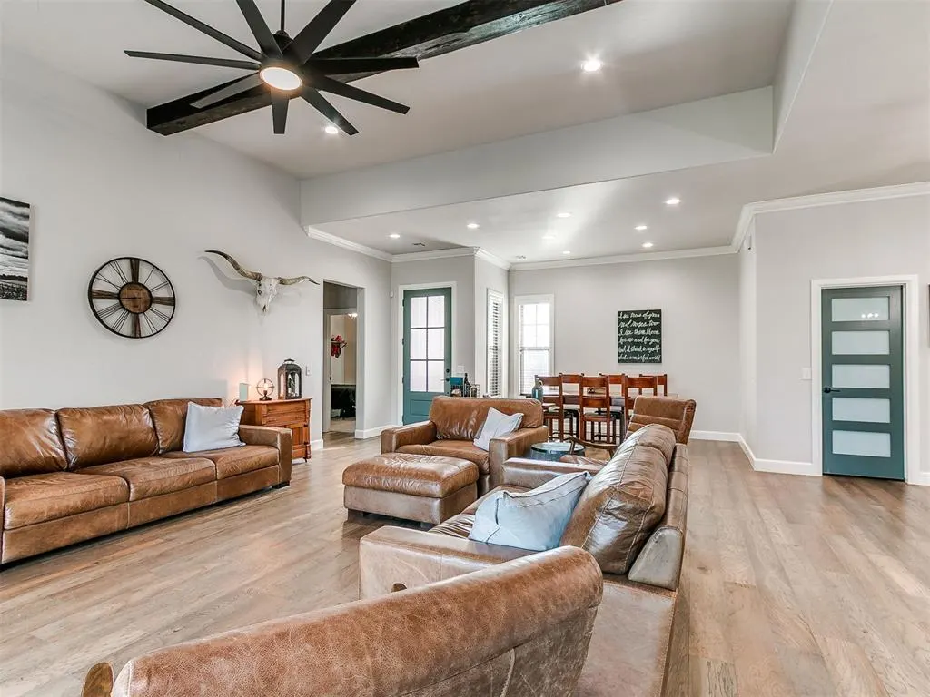Photo 8 — 5704 Tiger Stone Drive, Mustang, OK 73064