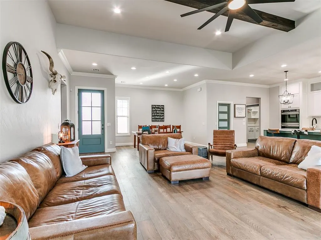 Photo 11 — 5704 Tiger Stone Drive, Mustang, OK 73064