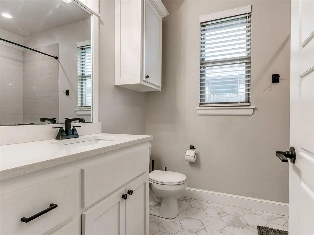 Photo 39 — 5704 Tiger Stone Drive, Mustang, OK 73064